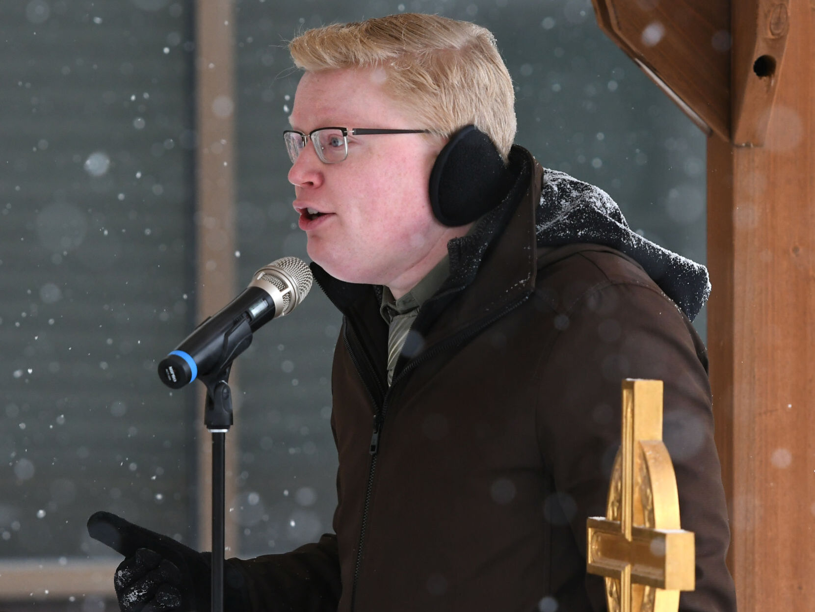 Outdoor Church Service 4.JPG
